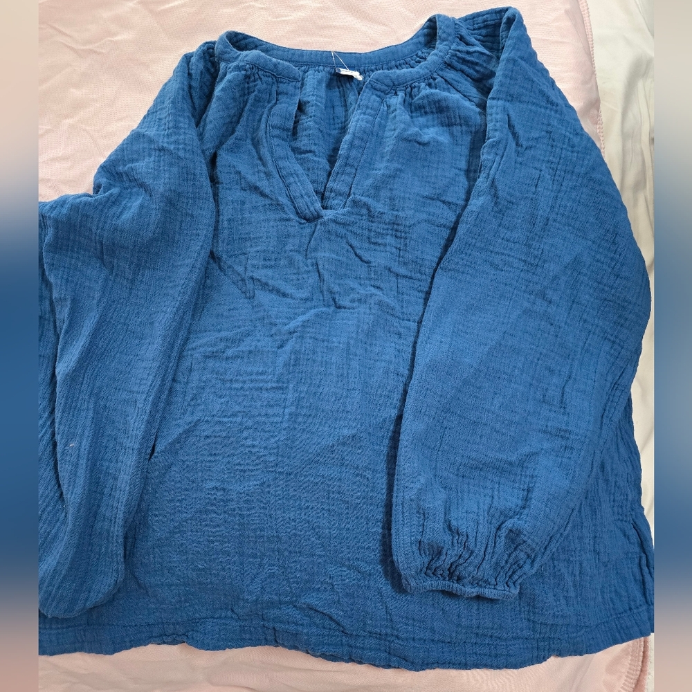 Blue peasant linen top